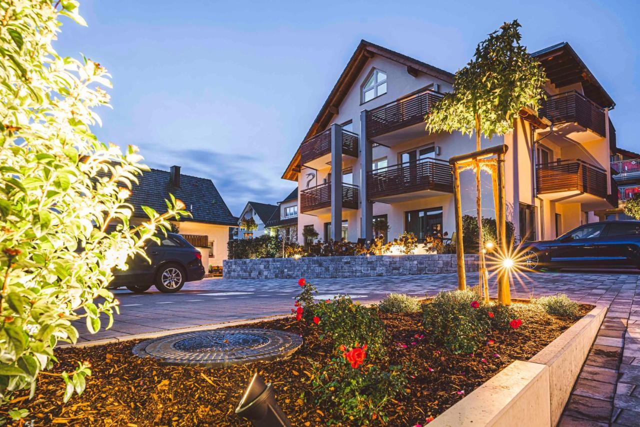 Pflugwirts Hotel Und Gasthaus Oberkirch  Exterior photo